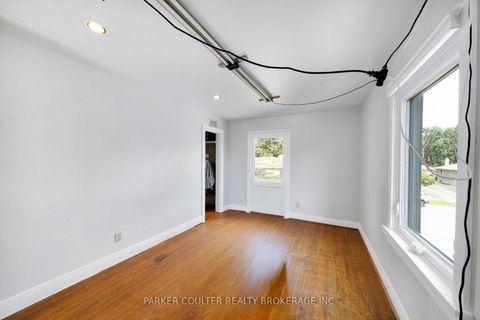 Photo 14 at 71 Newton Street, Wellington, Barrie