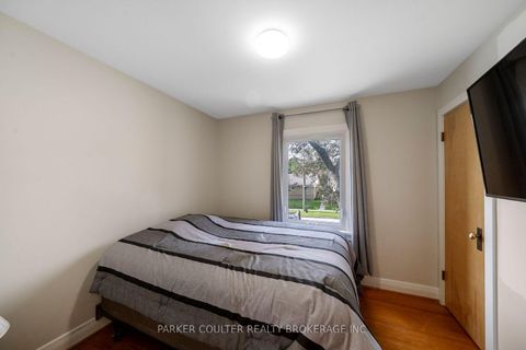 Photo 18 at 71 Newton Street, Wellington, Barrie
