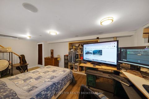 Photo 23 at 71 Newton Street, Wellington, Barrie
