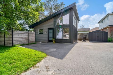 Photo 31 at 71 Newton Street, Wellington, Barrie