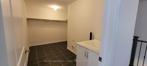 Photo 15 at 143 Dovedale Drive, Keswick South, Georgina