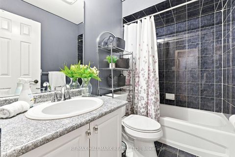 Photo 33 at 192 Fossil Hill Road, Vellore Village, Vaughan