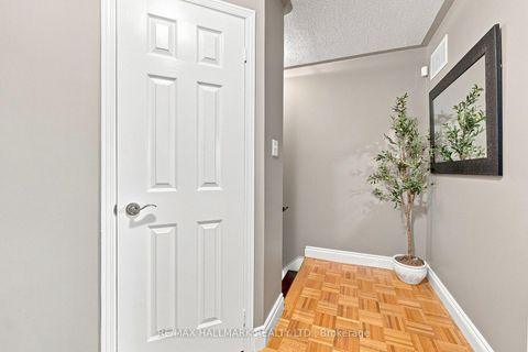 Photo 34 at 192 Fossil Hill Road, Vellore Village, Vaughan