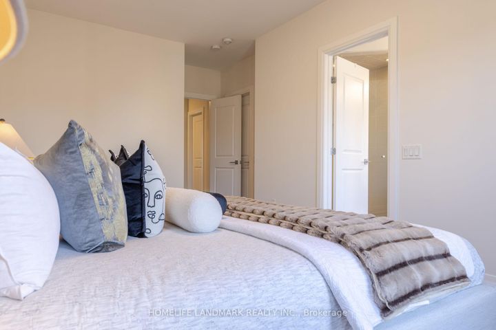 Photo 22 at 62 Harold Lawrie Lane, Willowbrook, Markham
