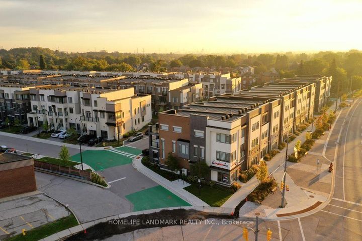 Photo 35 at 62 Harold Lawrie Lane, Willowbrook, Markham
