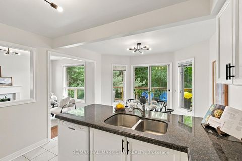 Photo 10 at 3 Maw Court, Northwest, Barrie