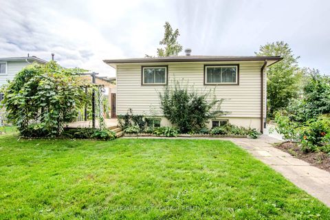 Photo 29 at 12 Daphne Crescent, Cundles East, Barrie