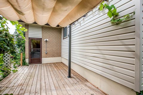 Photo 33 at 12 Daphne Crescent, Cundles East, Barrie