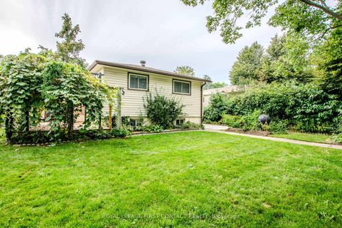 Photo 34 at 12 Daphne Crescent, Cundles East, Barrie