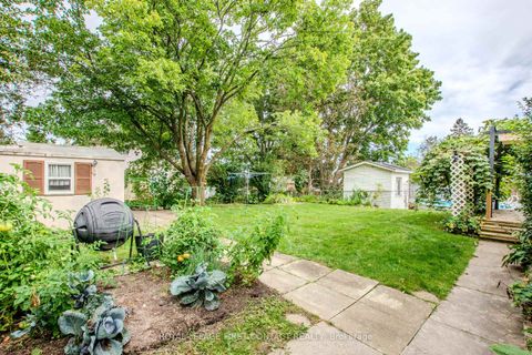 Photo 35 at 12 Daphne Crescent, Cundles East, Barrie