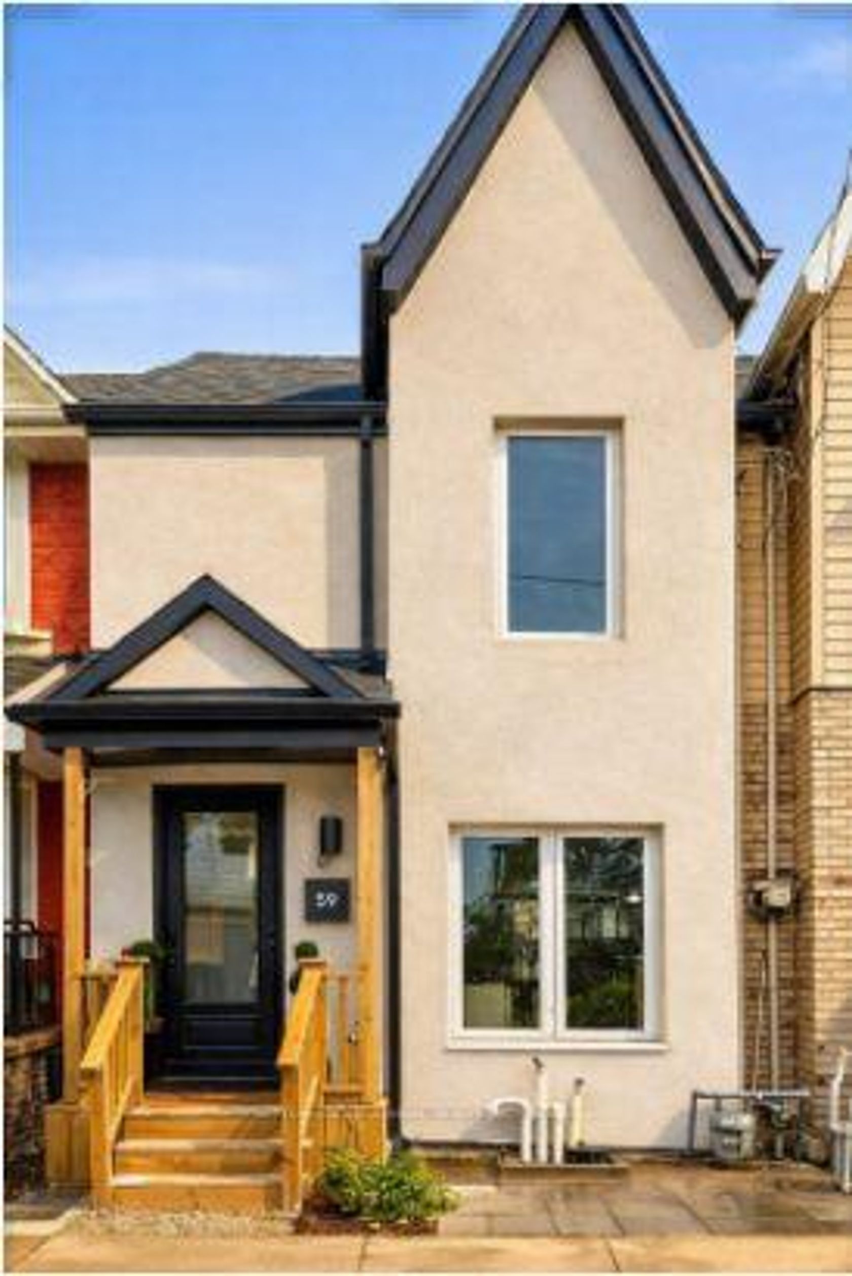 59 Shirley Street W, Little Portugal, Toronto photo number 2