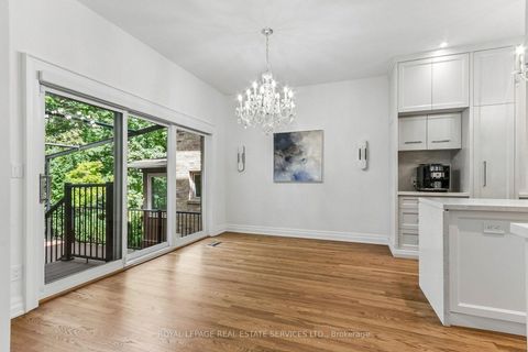 Photo 8 at 42 Rykert Crescent, Leaside, Toronto