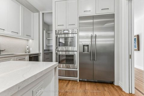 Photo 13 at 42 Rykert Crescent, Leaside, Toronto