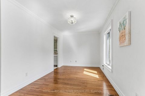 Photo 31 at 42 Rykert Crescent, Leaside, Toronto