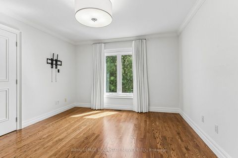 Photo 32 at 42 Rykert Crescent, Leaside, Toronto