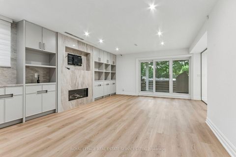 Photo 35 at 42 Rykert Crescent, Leaside, Toronto