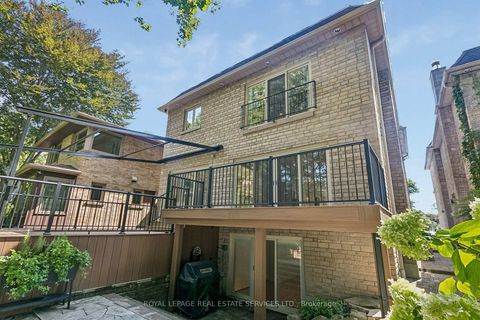 Photo 46 at 42 Rykert Crescent, Leaside, Toronto