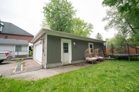 Photo 3 at 116 Moray Avenue, Oak Ridges Lake Wilcox, Richmond Hill