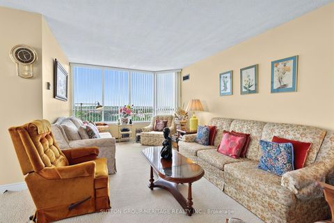 Photo 9 at 815 - 175 Bamburgh Circle, Steeles, Toronto