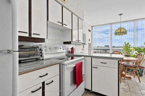 Photo 15 at 815 - 175 Bamburgh Circle, Steeles, Toronto
