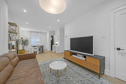 Photo 11 at 379 Scarborough Road, Danforth, Toronto
