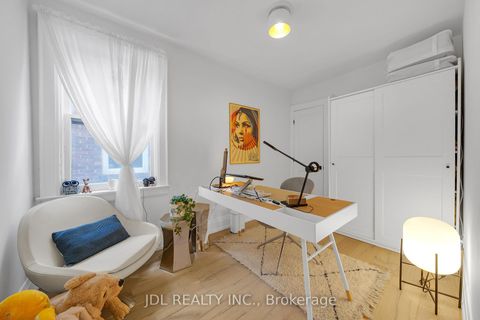 Photo 23 at 379 Scarborough Road, Danforth, Toronto
