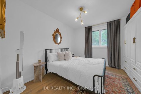Photo 25 at 379 Scarborough Road, Danforth, Toronto