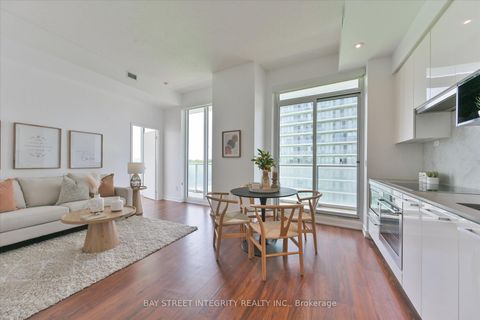 Photo 1 at 903 - 117 Mcmahon Drive, Bayview Village, Toronto