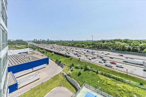 Photo 16 at 903 - 117 Mcmahon Drive, Bayview Village, Toronto