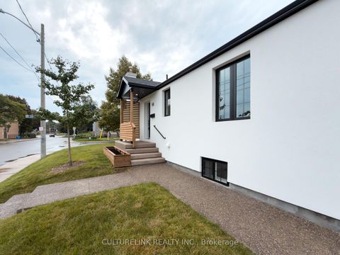 Photo 1 at 58 Joanith Drive, Parkview, Toronto