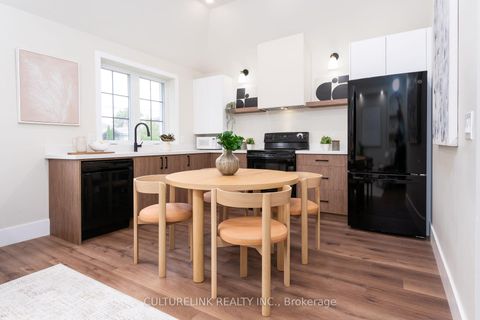 Photo 6 at 58 Joanith Drive, Parkview, Toronto