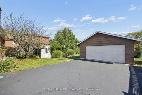 Photo 1 at 139 Elinor Avenue, Maryvale, Toronto