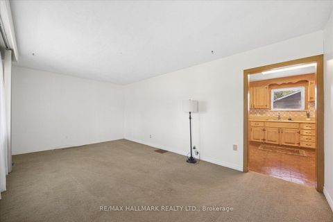 Photo 6 at 139 Elinor Avenue, Maryvale, Toronto