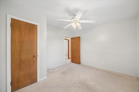 Photo 16 at 139 Elinor Avenue, Maryvale, Toronto
