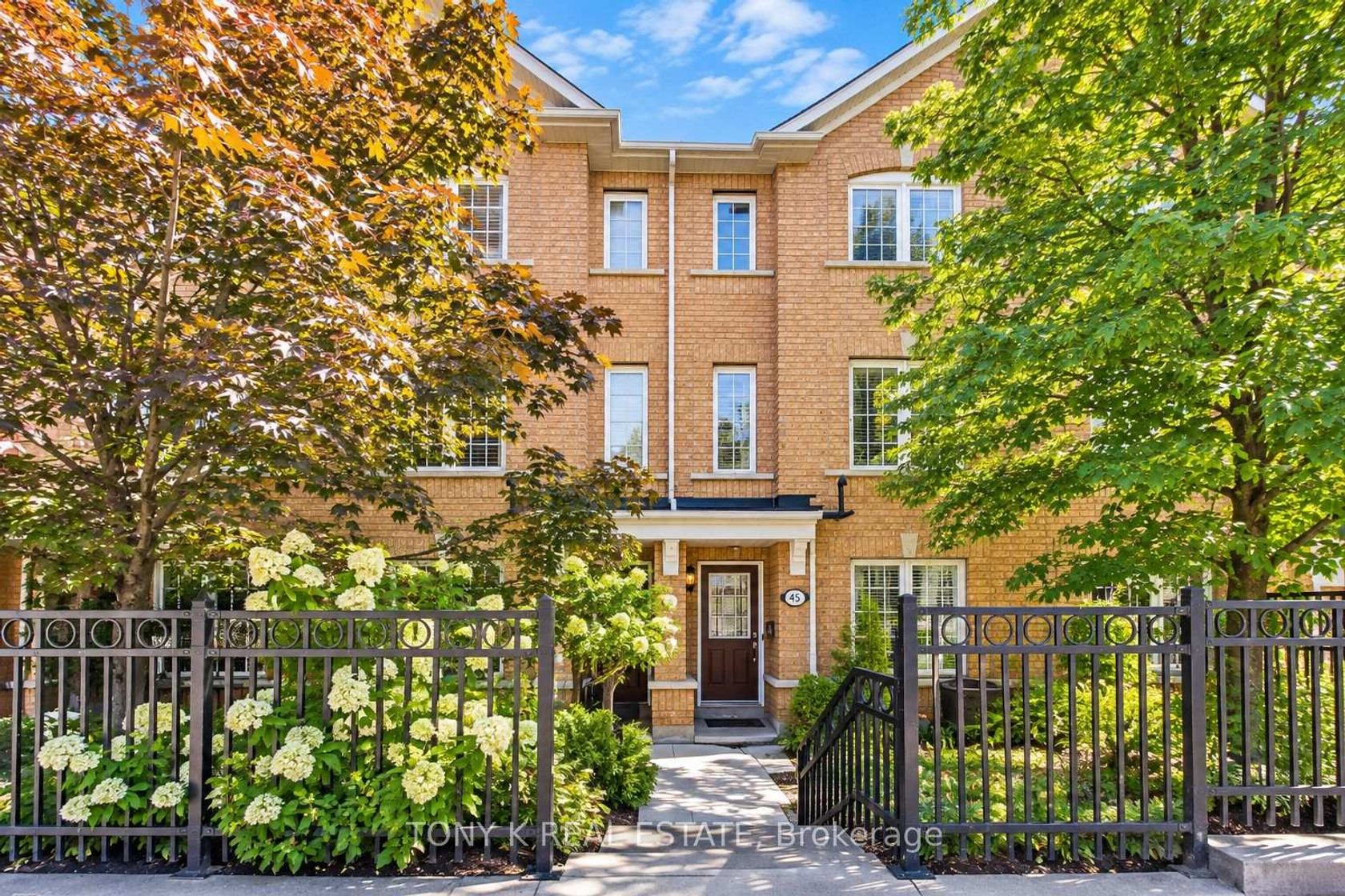 45 Weston Road, Junction Area, Toronto photo number 2