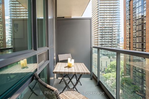 Photo 23 at 904 - 1121 Bay Street, Bay Street Corridor, Toronto