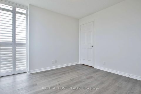 Photo 15 at 626 - 18 Mondeo Drive, Dorset Park, Toronto