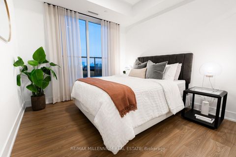 Photo 8 at 629 - 858 Dupont Street, Junction, Toronto