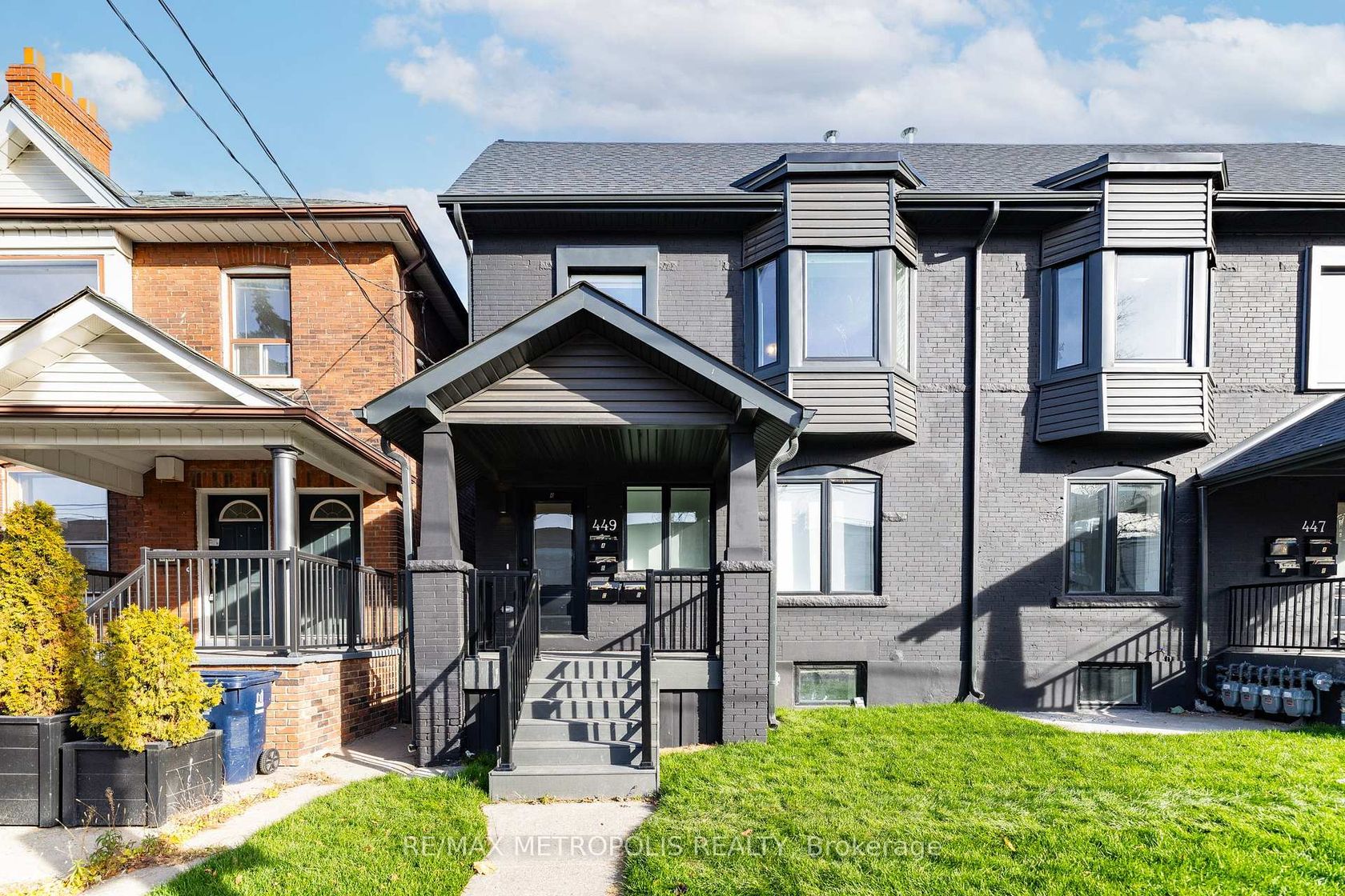 449 Lansdowne Avenue, Dufferin Grove, Toronto photo number 2