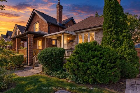 Photo 37 at 60 Sixth Street, New Toronto, Toronto