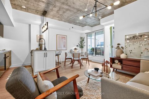 Photo 10 at 211 - 20 minowan miikan Lane W, Little Portugal, Toronto