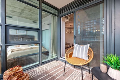 Photo 18 at 211 - 20 minowan miikan Lane W, Little Portugal, Toronto