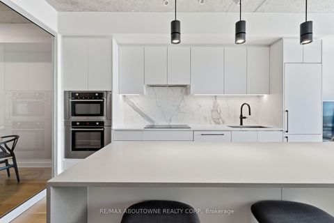 Photo 7 at PH618 - 899 College Street, Bellwoods, Toronto