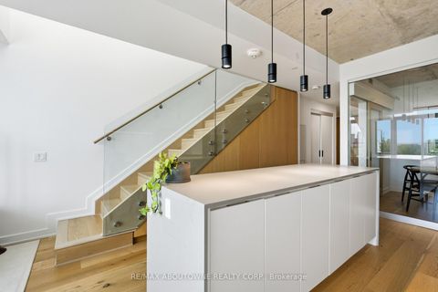 Photo 14 at PH618 - 899 College Street, Bellwoods, Toronto
