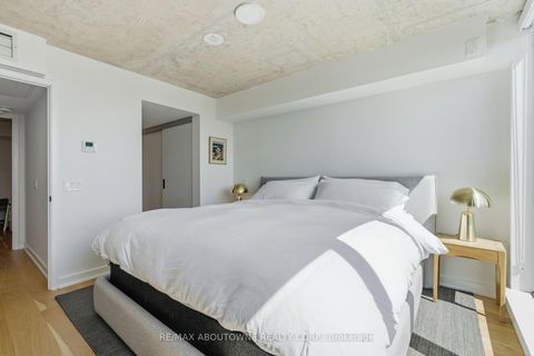 Photo 21 at PH618 - 899 College Street, Bellwoods, Toronto
