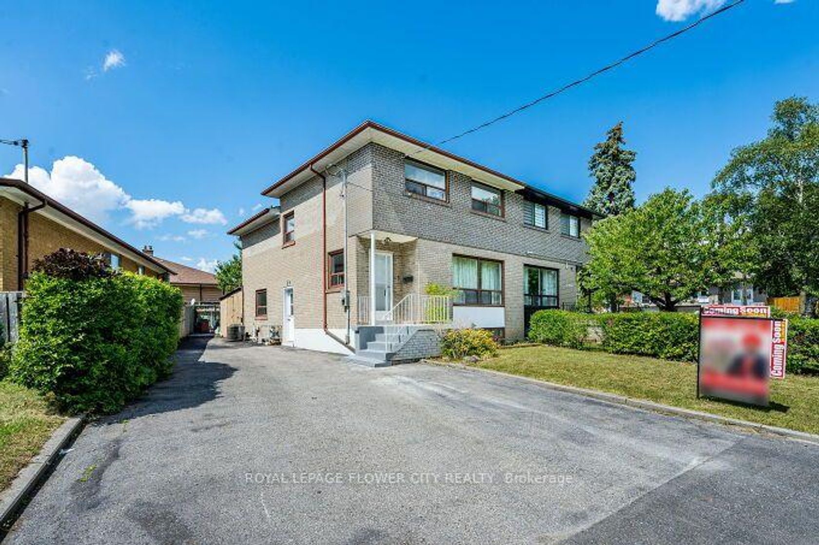 3 Clayhall Crescent, York University Heights, Toronto photo 7
