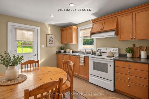 Photo 11 at 11 King Street S, Cookstown, Innisfil
