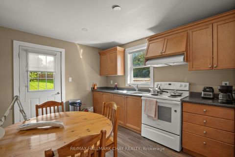 Photo 38 at 11 King Street S, Cookstown, Innisfil