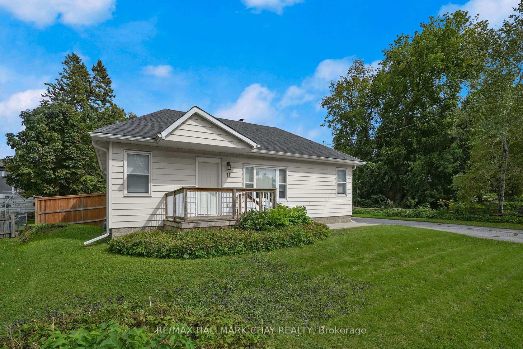 11 King Street S, Cookstown, Innisfil photo number 2