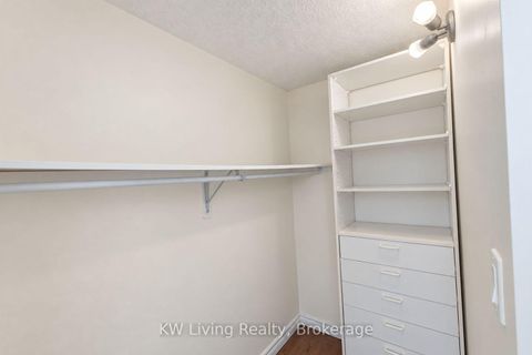Photo 13 at 49 Montezuma Trail, Agincourt North, Toronto